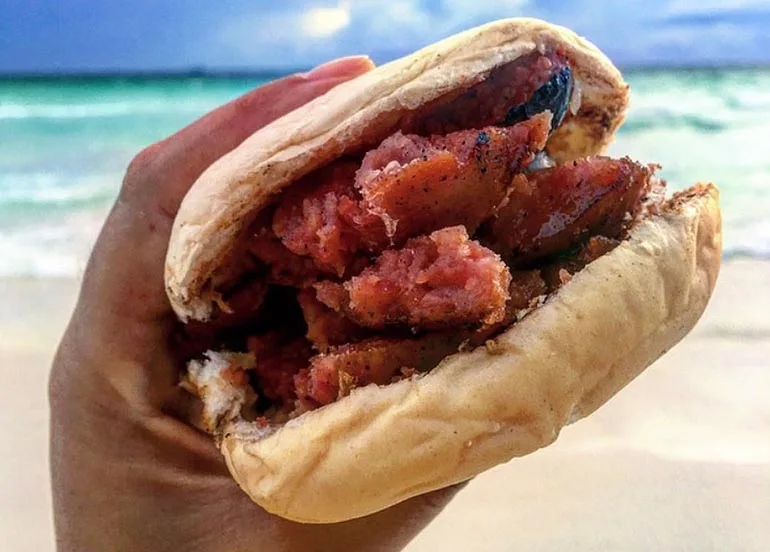 Must try in Boracay : Choriburger