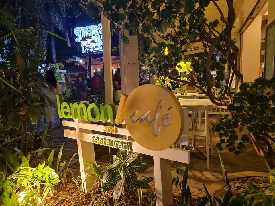 Best foodie spots in Boracay - Lemoni Cafe and Restaurant