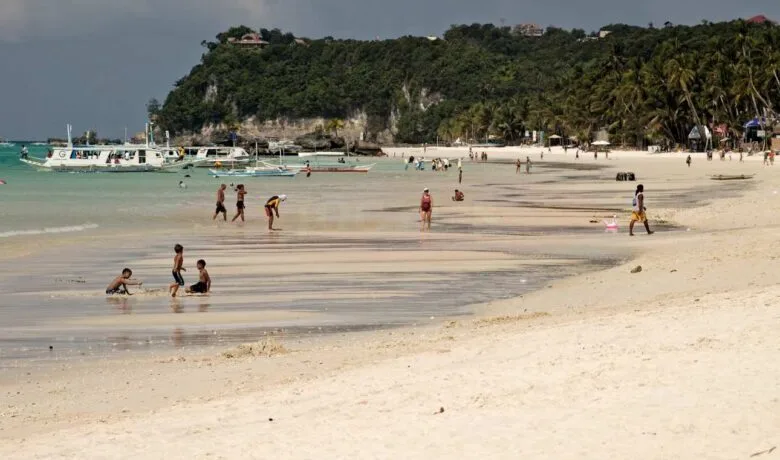 Support Communities: Shop Local Products as Pasalubong in Boracay