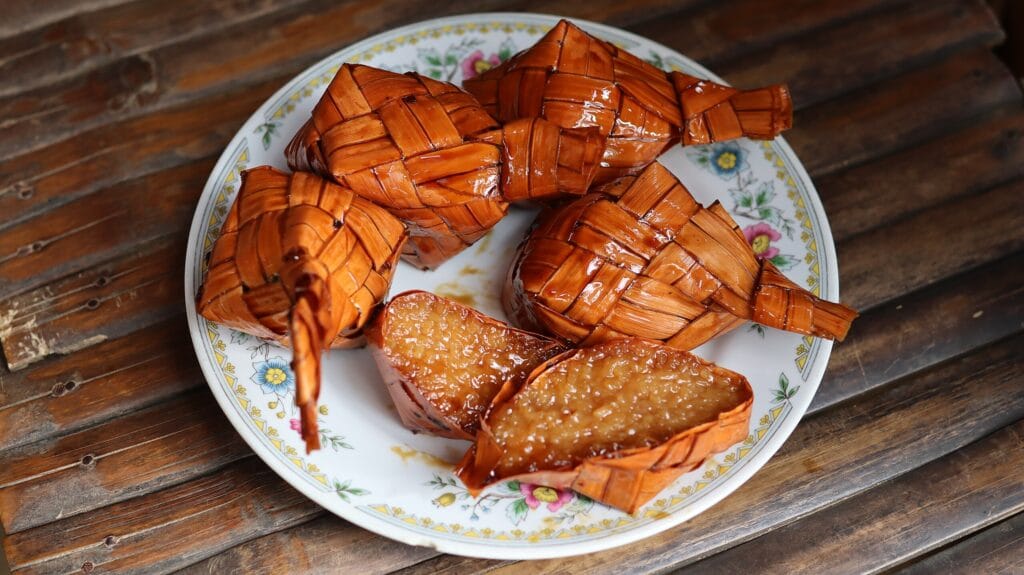 Capiz Delicacies Online Delivery - Puso in Nipa Sap of Capiz